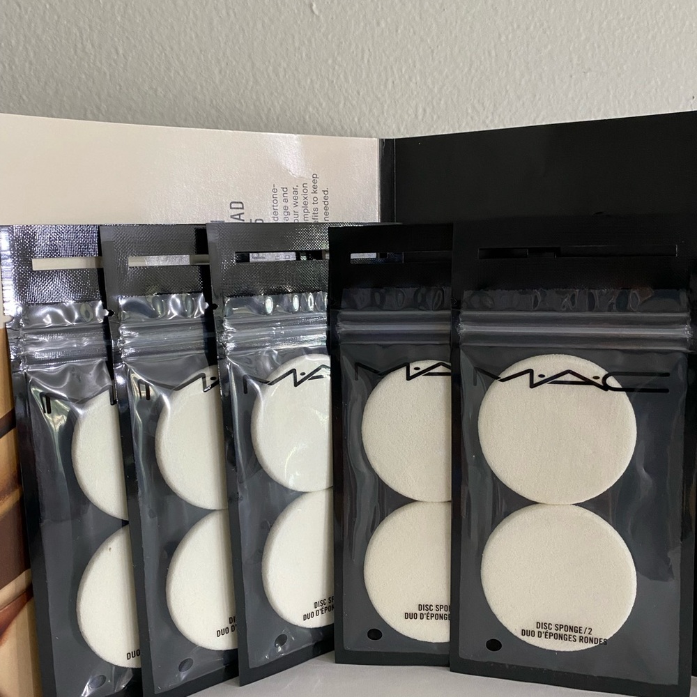 Lots of 5 MAC Disc Sponge Duo, Make Up Sponge, 1 Bag 2 Pieces, 100% Authentic